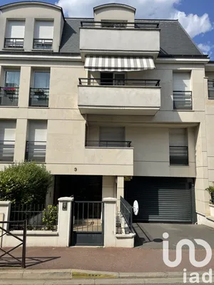 Apartment in Antony (92160)