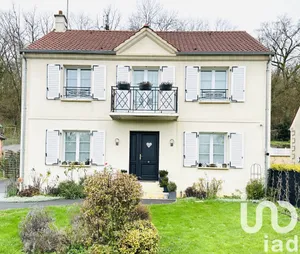 House at Jaux (60880)