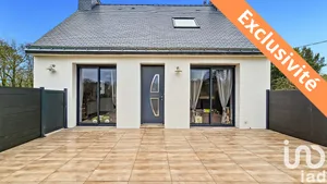 House at Allaire (56350)