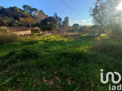 Terrain à bâtir à La Motte (83920)