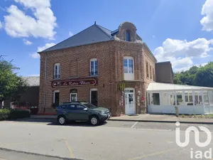 Immeuble à Vervins (02140)