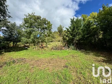 Building plot at Montaigut-le-Blanc (63320)