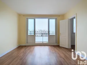 Apartment at Bois-d'Arcy (78390)