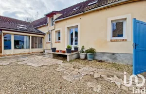 Maison traditionnelle à Charmoy (89400)