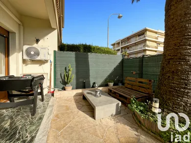 Appartement à Nice (06100)