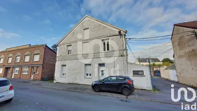 Building at Saint-Saulve (59880)