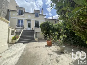 Maison traditionnelle à L'Haÿ-les-Roses (94240)