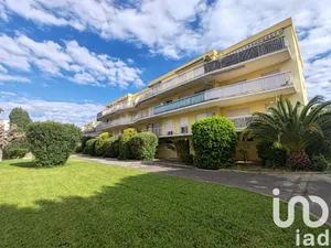 Studio à Fréjus (83600)