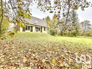 House at Courtisols (51460)
