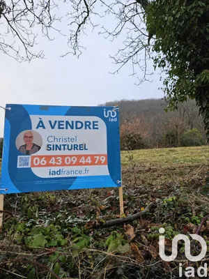 Building plot at Volvic (63530)