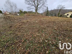 Building plot at Volvic (63530)