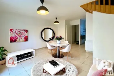 Traditional house at Savigny-le-Temple (77176)