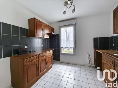 Appartement à Le PLESSIS BELLEVILLE (60330)