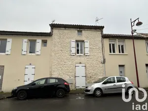 Apartment at La Couronne (16400)