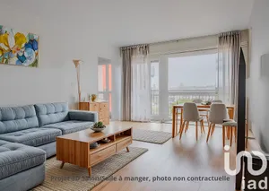 Apartment in Les Clayes-sous-Bois (78340)