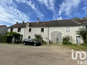 House at Garchy (58150)