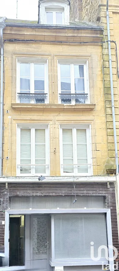 Building at Sedan (08200)
