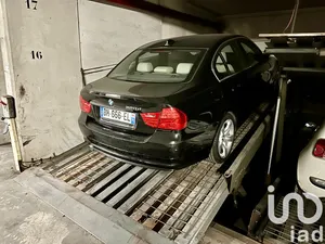 Parking at Paris (75017)