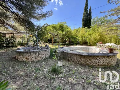 Apartment at Saint-Mitre-les-Remparts (13920)