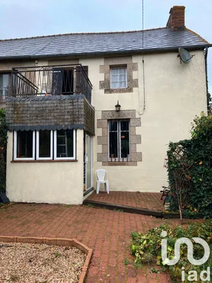 House at Mohon (56490)