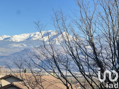 Appartement à Saint-Ismier (38330)