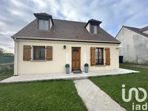 Maison traditionnelle à Vaux-le-Pénil (77000)