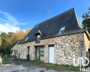 Traditional house at Ombrée d'Anjou (49420)