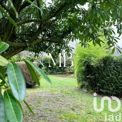 Building plot at Asnières-sur-Oise (95270)