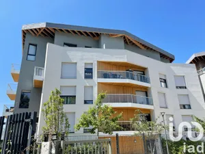 Apartment in Bry-sur-Marne (94360)