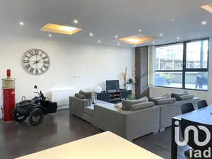 Apartment at Avelin (59710)