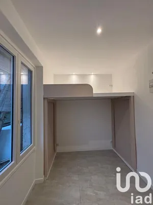 Studio at Puteaux (92800)