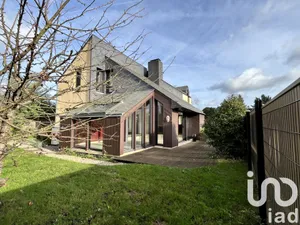 Architectural house at La Chapelle-des-Fougeretz (35520)