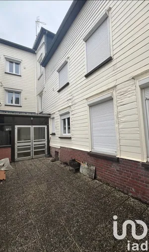 Immeuble à Aumale (76390)