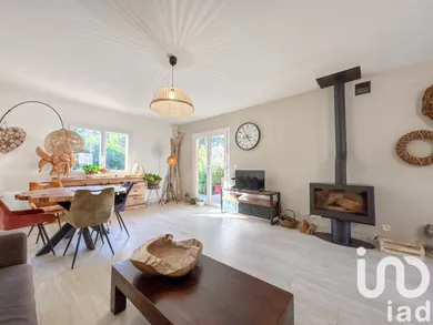 Maison à Saint-Raphaël (83700)