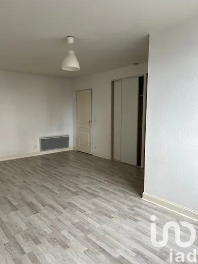 Appartement à Bordeaux (33300)