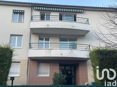 Apartment at clermont ferrand (63100)