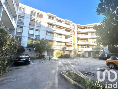 Appartement à Nîmes (30000)