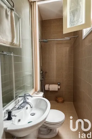 Studio at Stains (93240)