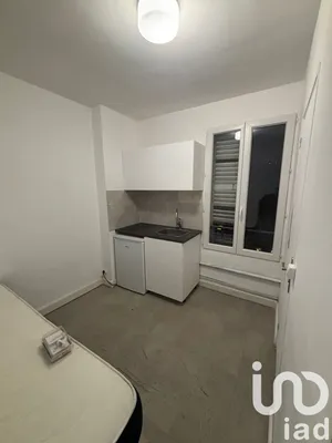 Studio at Puteaux (92800)