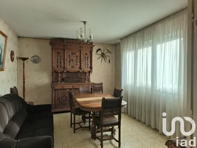 Maison de village à Les Sièges (89190)