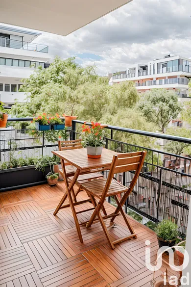 Appartement à La Plaine-Saint-Denis (93210)