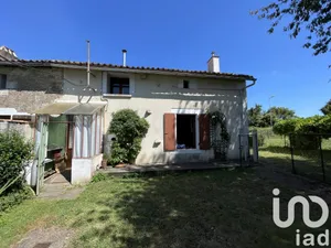 Maison traditionnelle à Sauzé-Vaussais (79190)