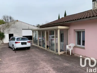 Maison traditionnelle à Latresne (33360)