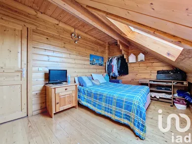Maison traditionnelle à Regniowez (08230) — 18/19