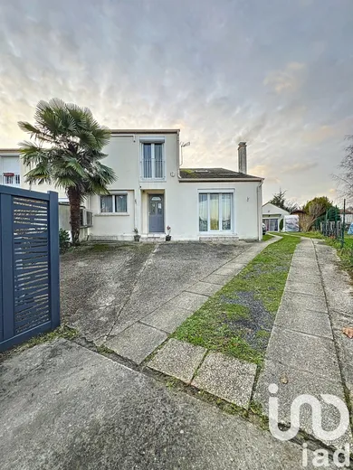 House at Saint-Pierre-lès-Nemours (77140)