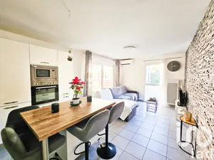 Apartment at Drap (06340)