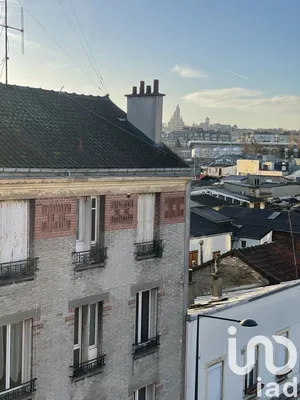 Studio at Saint-Ouen-sur-Seine (93400)