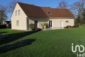 Traditional house at Tour-en-Bessin (14400)