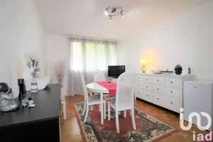 Apartment at Combs-la-Ville (77380)