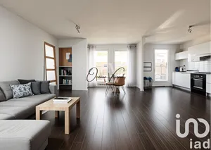 Apartment at Nanterre (92000)